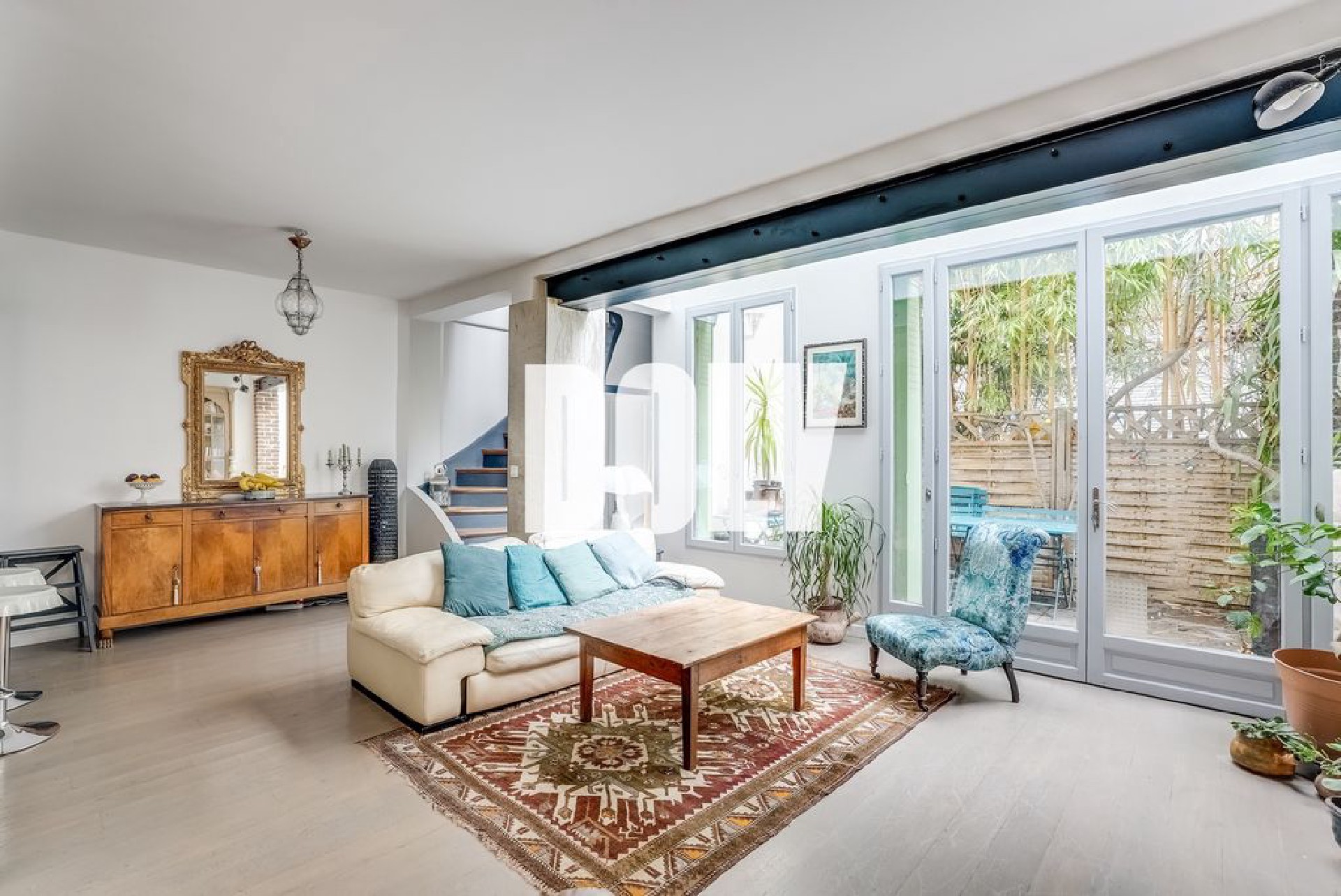 08a81ce1-8ede-4870-baa8-1077752b8b87_hd